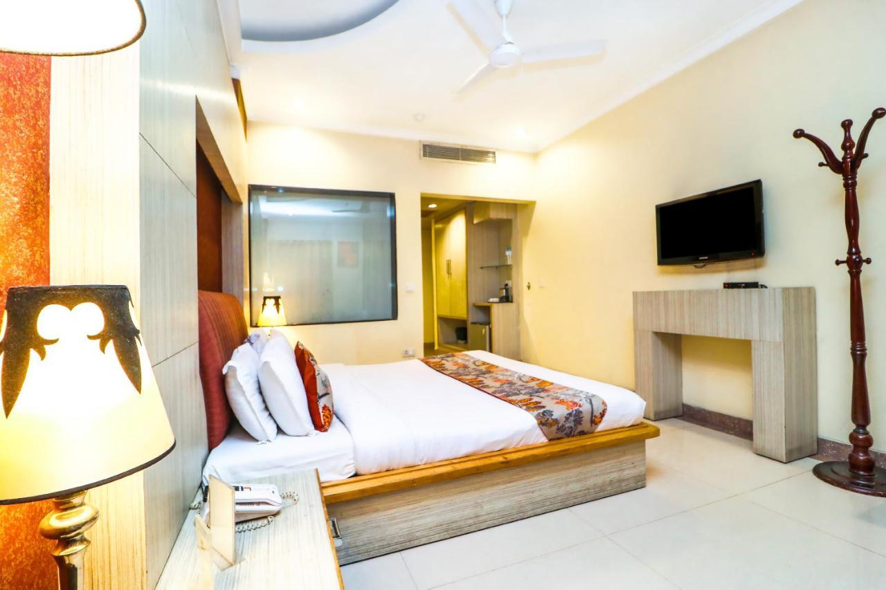 Hotel Rajshree & Spa Chandīgarh Eksteriør bilde