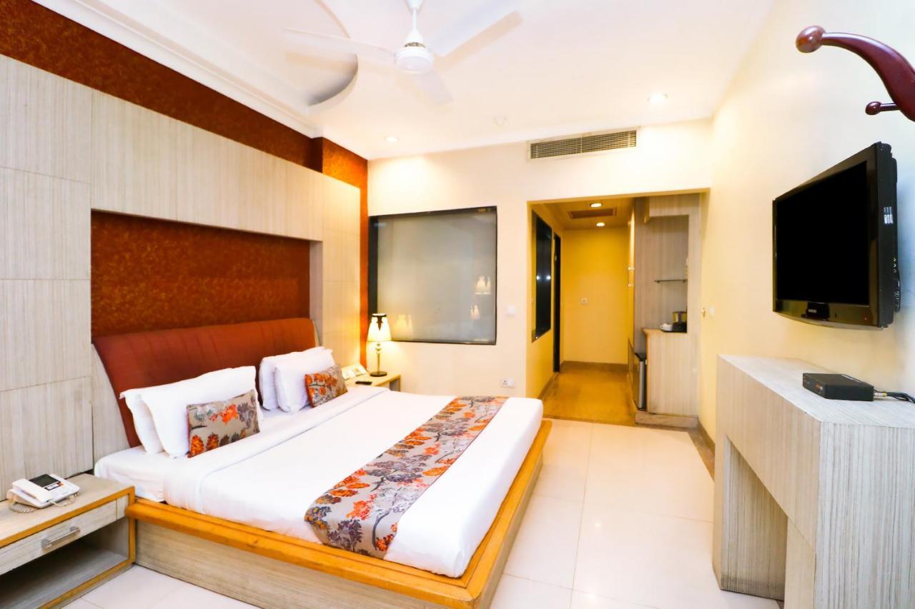 Hotel Rajshree & Spa Chandīgarh Eksteriør bilde