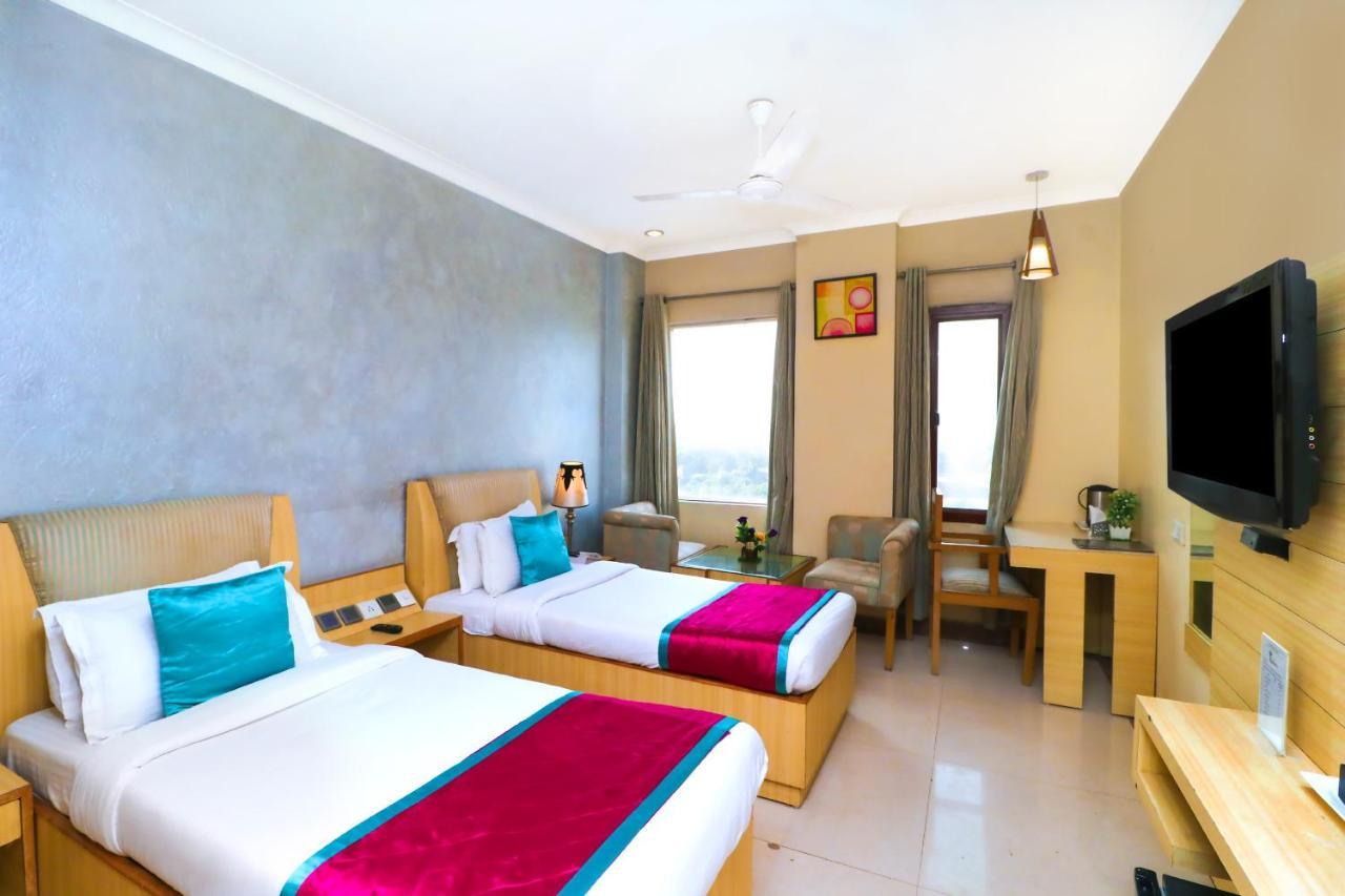 Hotel Rajshree & Spa Chandīgarh Eksteriør bilde